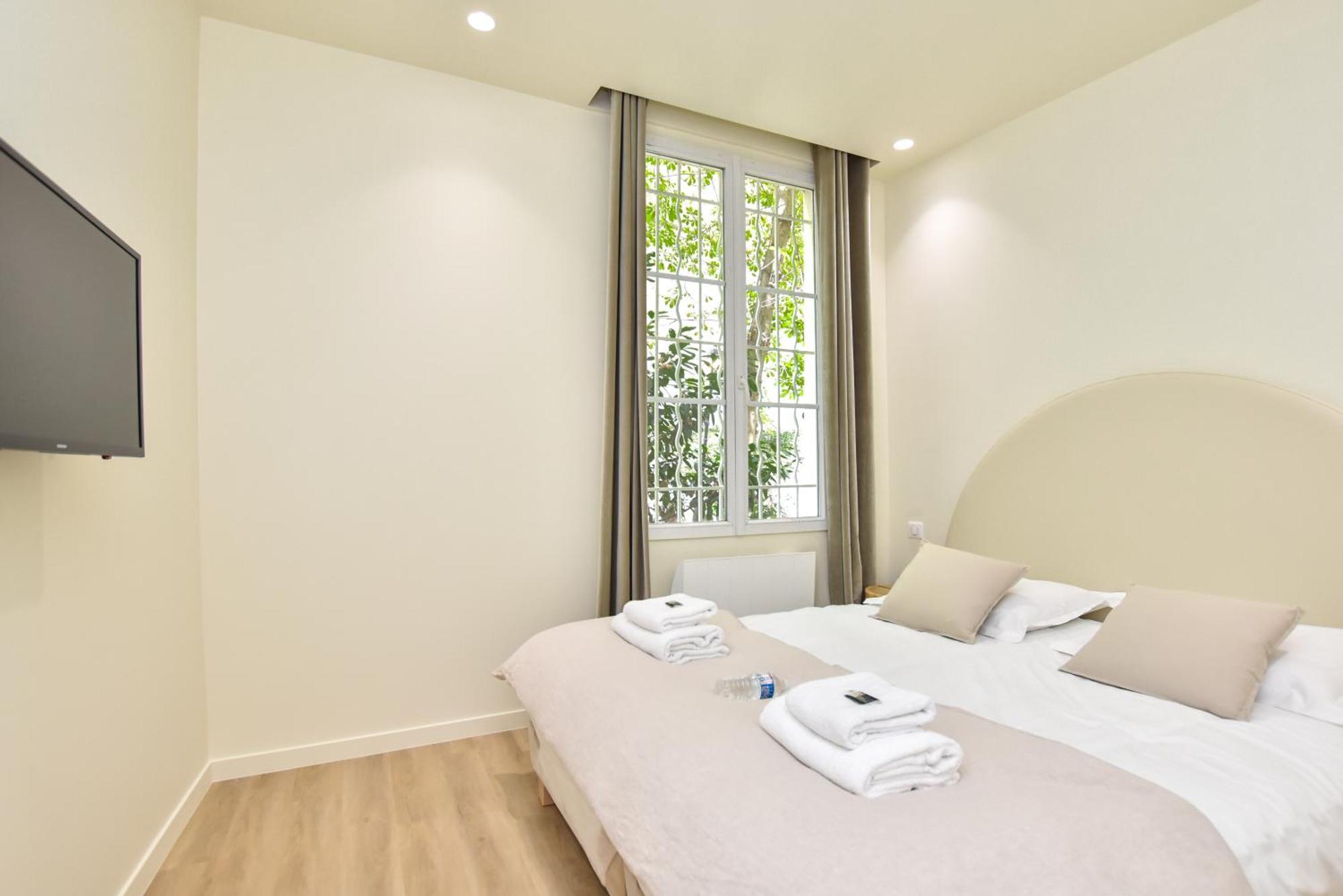 Spacious - 3br-8p - Moulin Rouge París